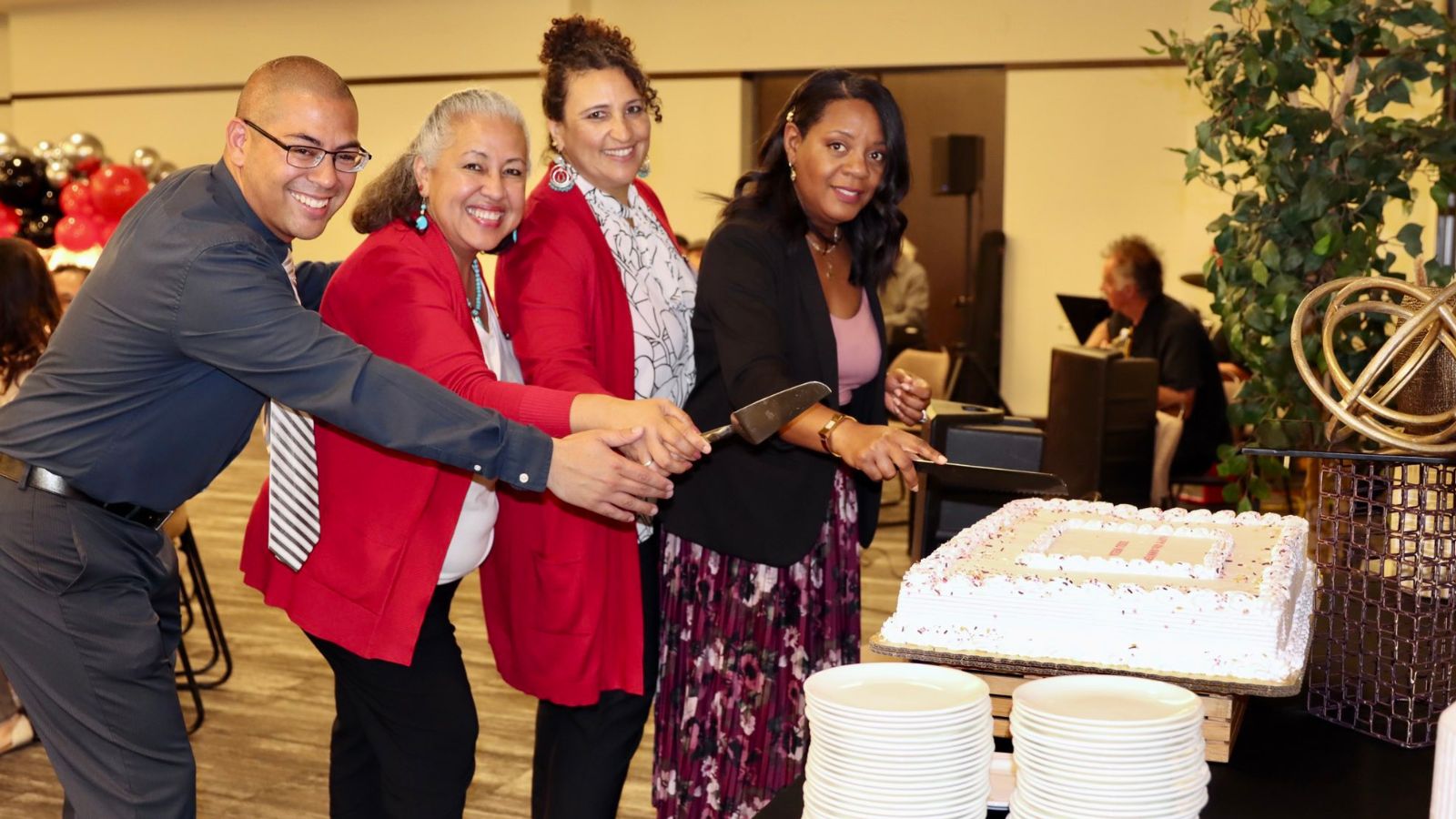 SDSU Celebrates MESA 40th Anniversary and Graduation Reception