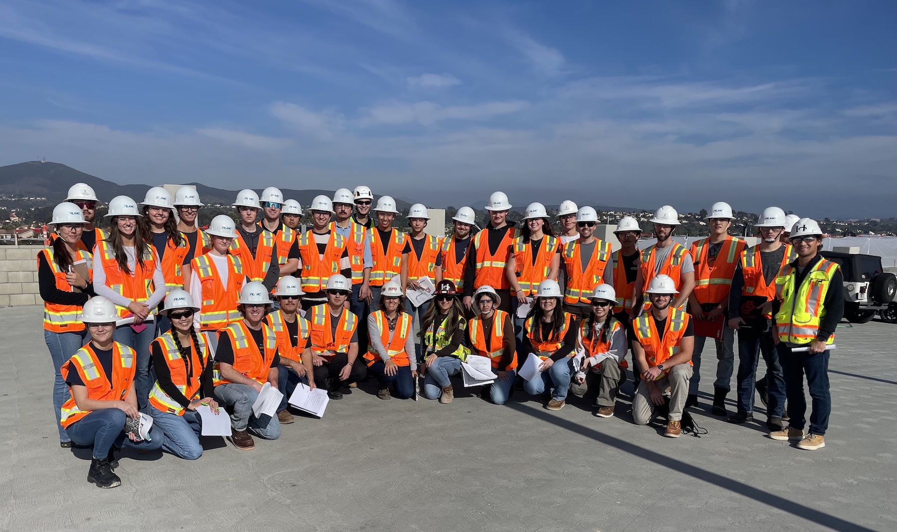 SDSU construction engineering and management students on a field trip to a San Diego construction project. (Photo by SDSU). 